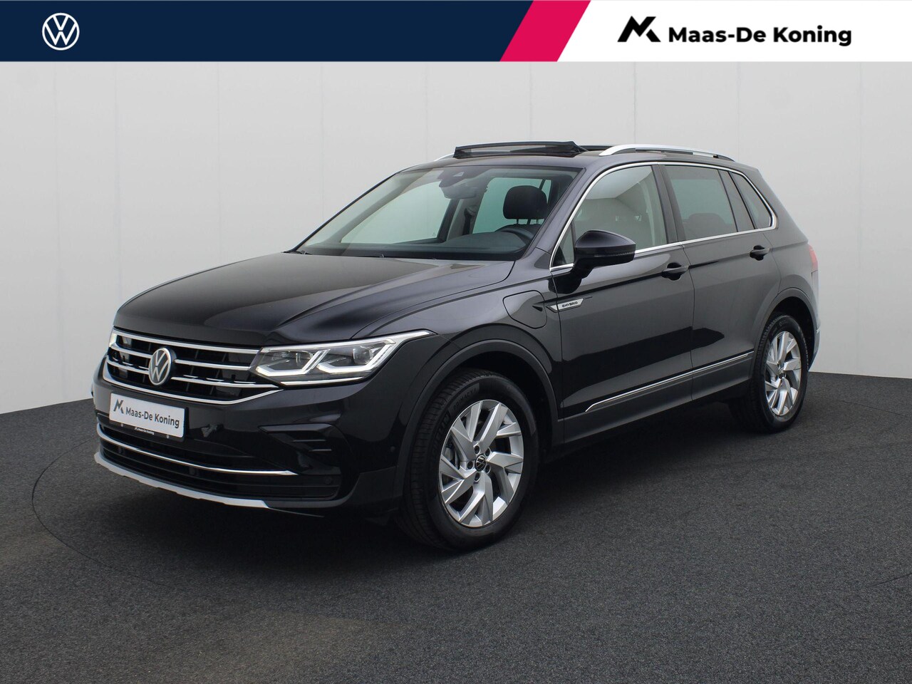 Volkswagen Tiguan - 1.4 TSI eHybrid R-Line Business+ · Panoramadak · Camera + Parkeersensoren · Navigatie · - AutoWereld.nl