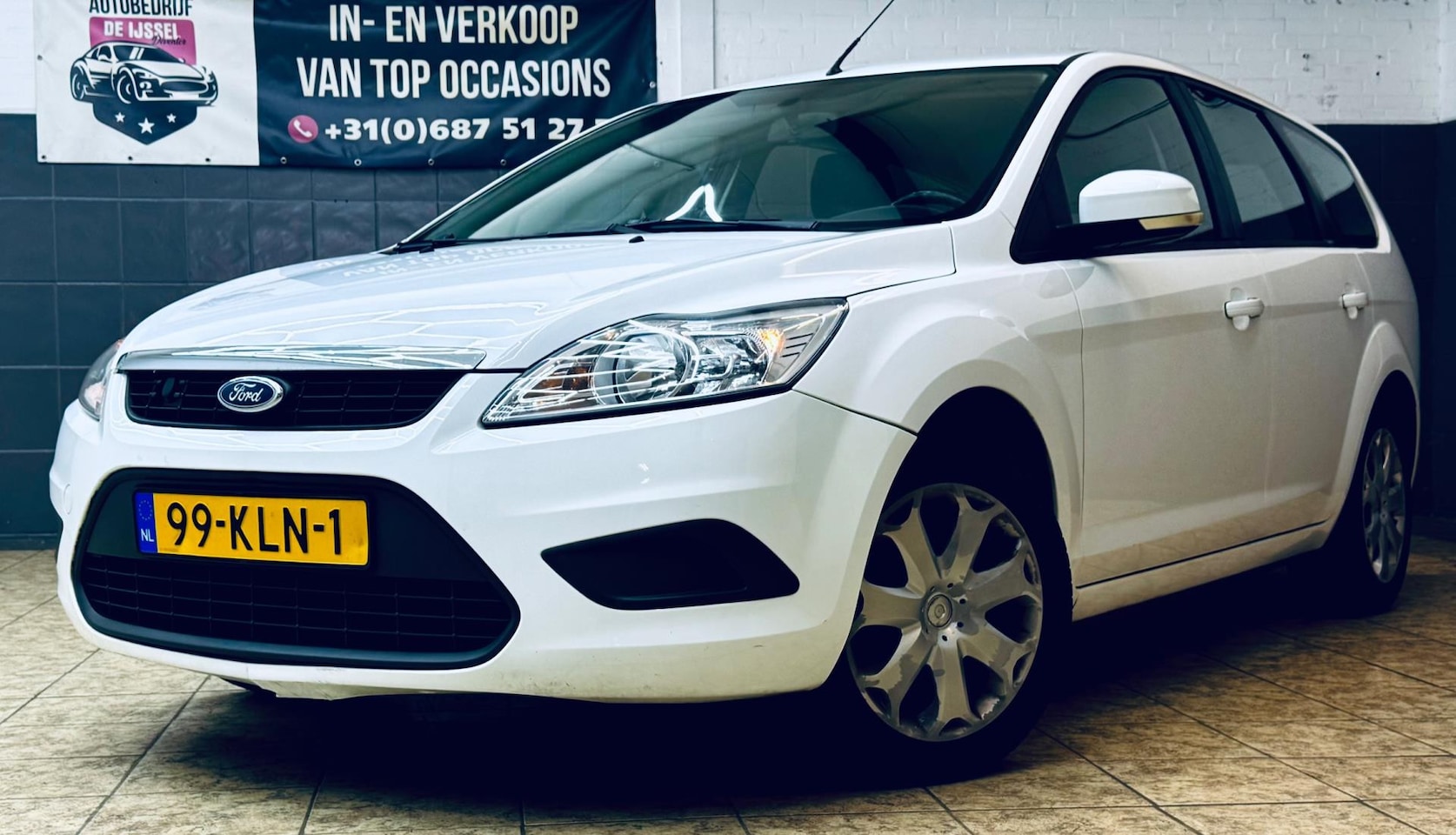 Ford Focus Wagon - 1.8 Trend Flexi Fuel/RIJKAAR/ - AutoWereld.nl