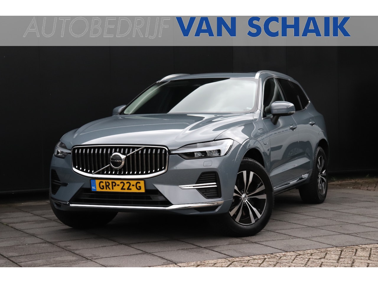 Volvo XC60 - 2.0 T6 Plug-in hybrid AWD Core Bright | LEDER | PANO| CAMERA | TREKHAAK | CRUISE | NAVI | - AutoWereld.nl
