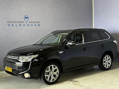 Mitsubishi Outlander - 2.0 PHEV Instyle // TREKHAAK // LEDER // DAK //