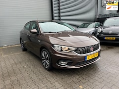 Fiat Tipo - 1.4 16V Lounge DAB/AIRCO/CRUISE CONTROL