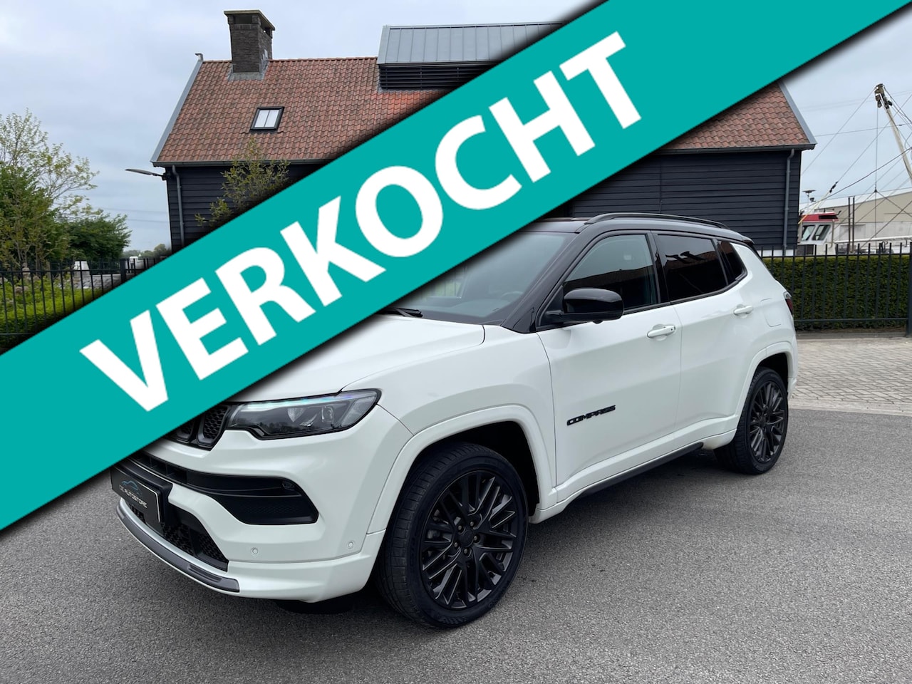 Jeep Compass - 4xe 240 Plug-in Hybrid Electric S 241PK Leer Camera Trekhaak - AutoWereld.nl