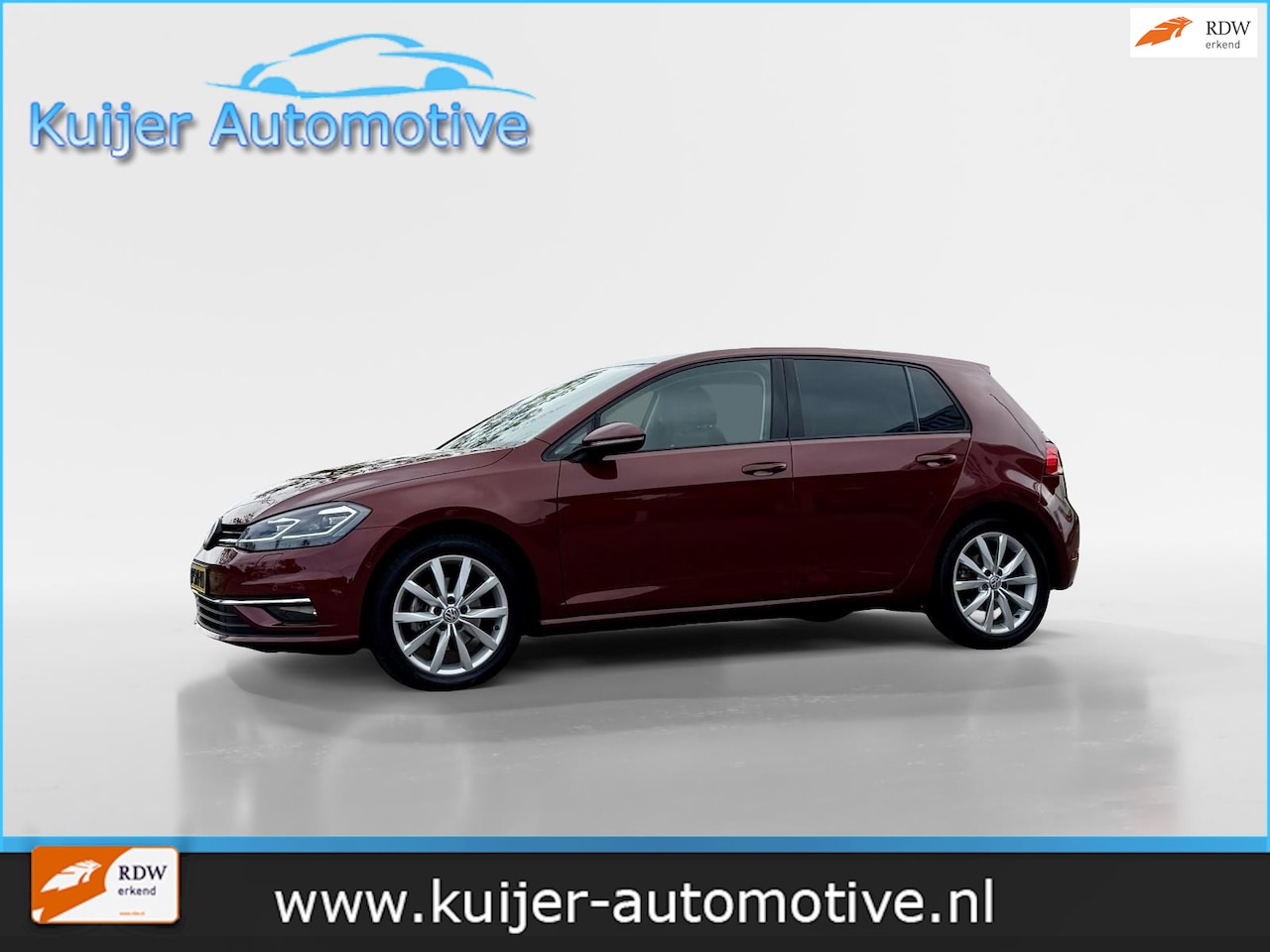Volkswagen Golf - 1.5 TSI Highline Automaat / Panoramadak - AutoWereld.nl