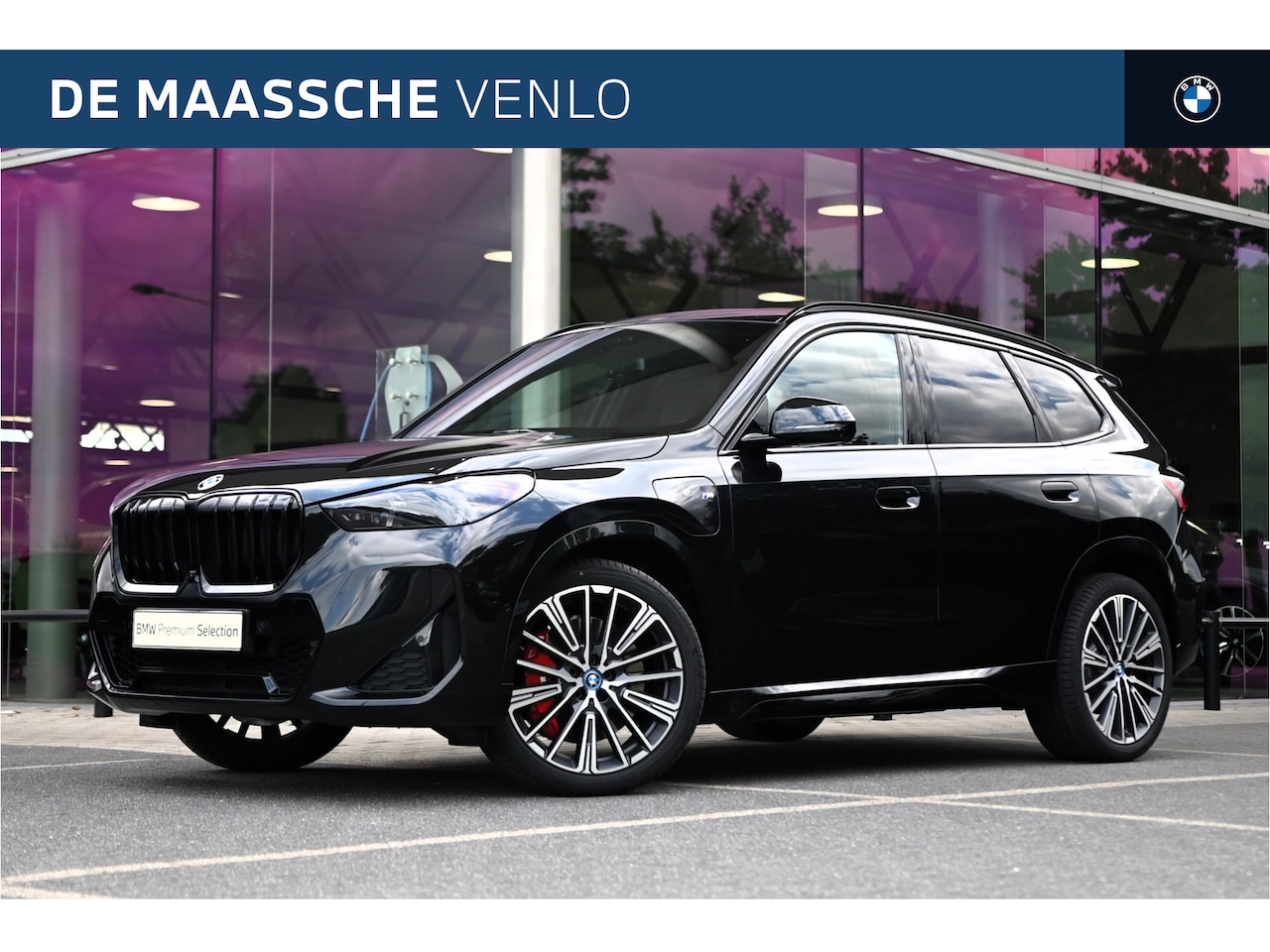 BMW X1 - xDrive25e High Executive M Sport Automaat / Panoramadak / Trekhaak / Sportstoelen / Adapti - AutoWereld.nl