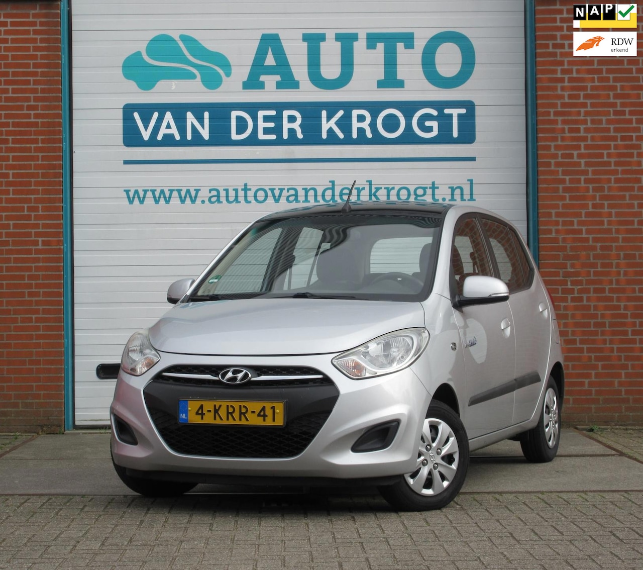 Hyundai i10 - 1.0 Black pack 1.0 Black pack, Airco, NL auto, APK 7-2026 !! - AutoWereld.nl