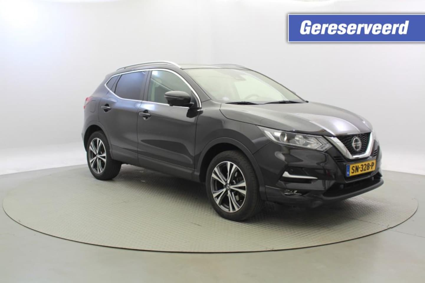 Nissan Qashqai - 1.2 N-Connecta 360 Camera - Panorama, Navi, Cruise, Trekhaak GERESERVEERD - AutoWereld.nl