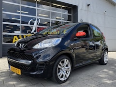 Peugeot 107 - 1.0-12V Millesim 200 - 5Drs Navigatie / Apple CarPlay I Airco I Sport velgen I Comfort pak