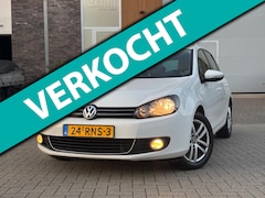 Volkswagen Golf - 1.6 TDI Highline BlueMotion | Navigatie |