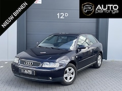 Audi A3 - 1.6 Attraction | Airco | Cruise | APK tot 17-04-26 |