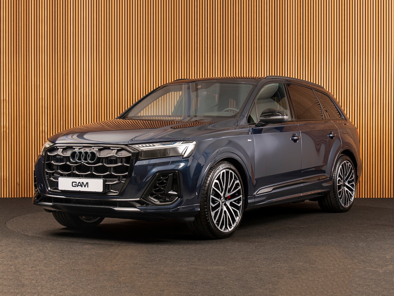 Audi Q7 - 60 TFSI e quattro B&O-MASSAGE-PANO-22" - AutoWereld.nl