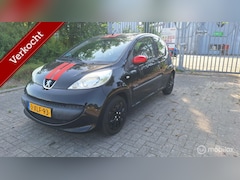 Peugeot 107 - 1.0-12V XS