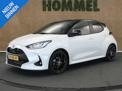 Toyota Yaris - 1.5 Hybrid BI-TONE - AFNEEMBARE TREKHAAK - TREKGEWICHT 450 KG - VOORSTOELEN VERWARMD - THU
