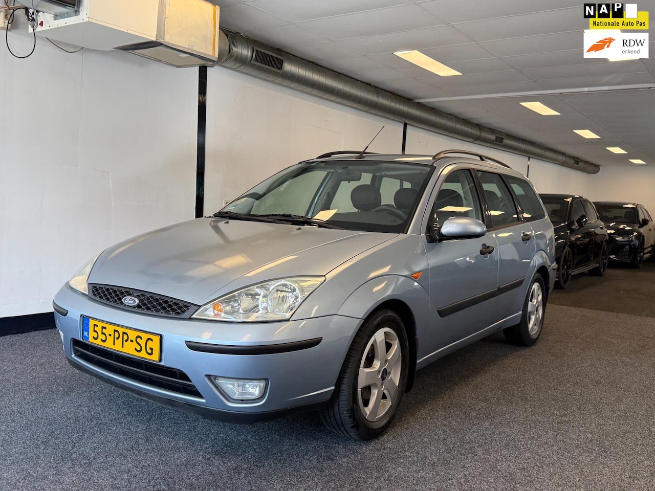 Ford Focus Wagon - 1.6-16V Ghia Climate Control Nieuwe APK 137DKM - AutoWereld.nl