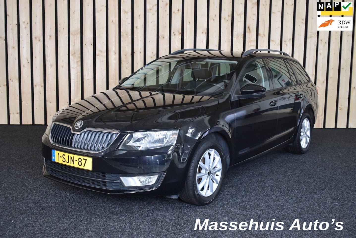 Skoda Octavia Combi - 1.4 TSI Greentech Ambition Businessline Trekhaak Navi Clima Cruise PDC 2e eig. Nwe APK - AutoWereld.nl