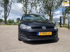 Volkswagen Golf - 1.2 TSI Trend Edition PARKEERSENSOREN STOELVERWARMING SELFPARKING