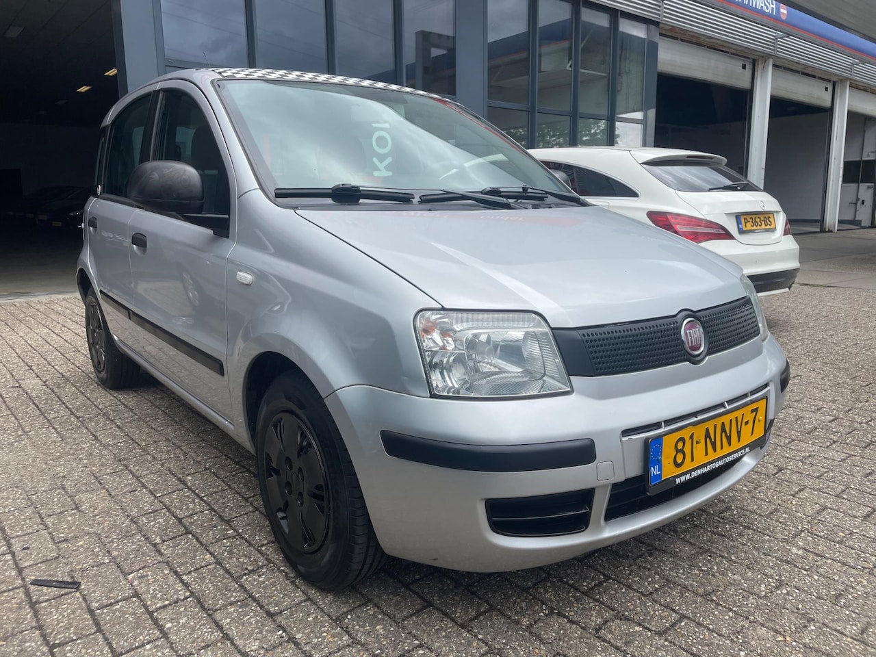 Fiat Panda - 1.2 Celebration 86000 km - AutoWereld.nl