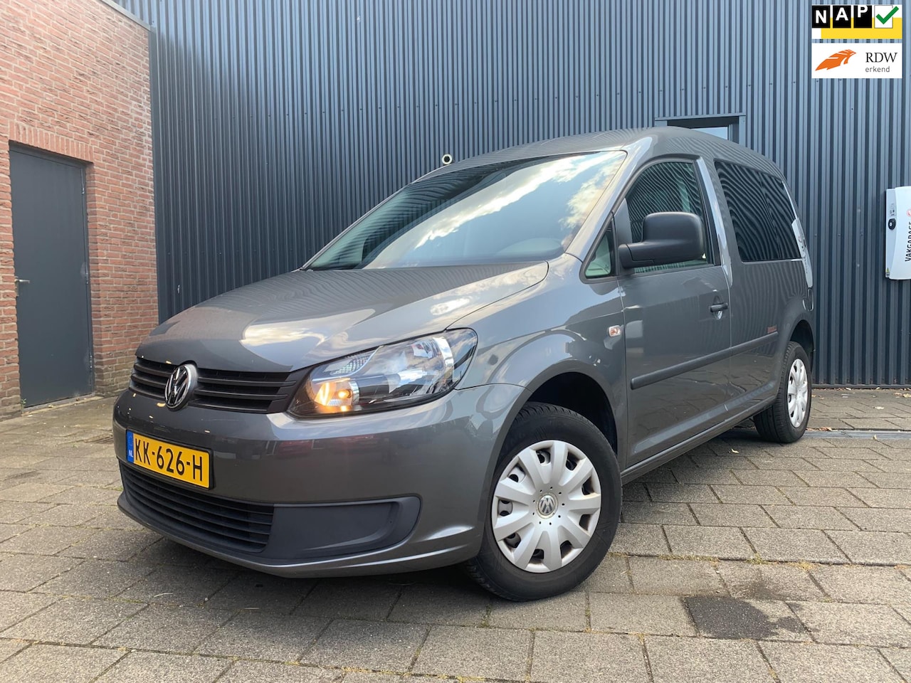 Volkswagen Caddy - 1.2 TSI Easyline 1.2 TSI Easyline, BTW auto, navi, cruise! - AutoWereld.nl