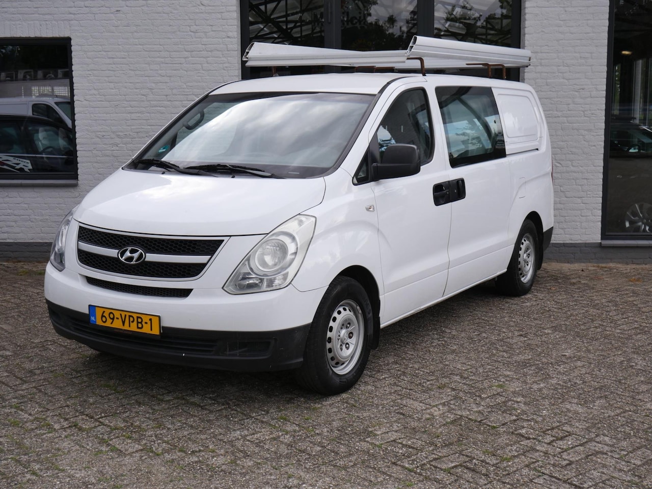 Hyundai H 300 - 2.5 CRDi Active Dubbele Cabine 6 zit plaatsen - AutoWereld.nl