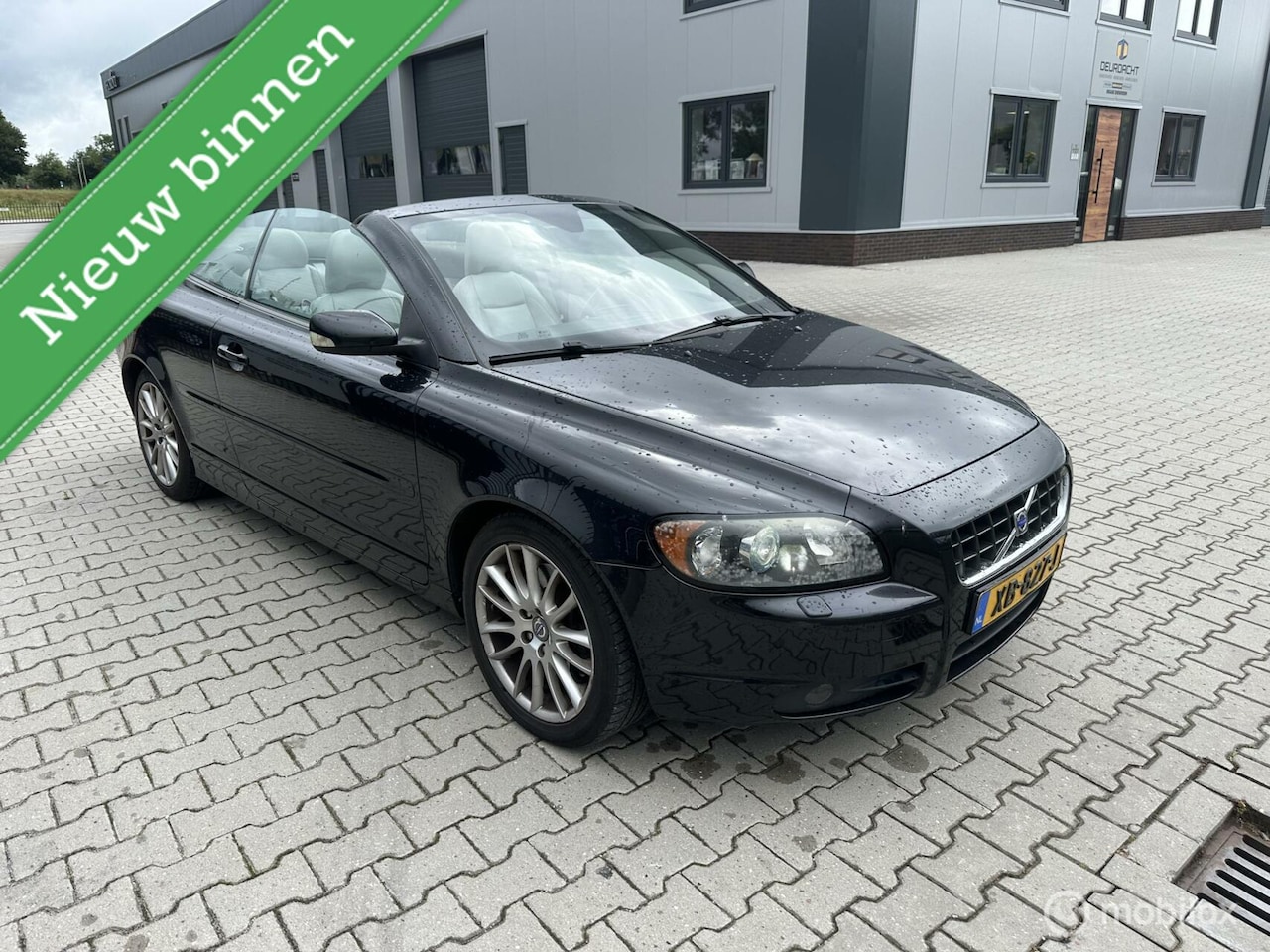Volvo C70 Convertible - 2.4 D5 Kinetic 2.4 D5 Kinetic - AutoWereld.nl