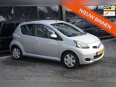 Toyota Aygo - 1.0-12V Access, Airco Elek pakket, Nieuwe apk