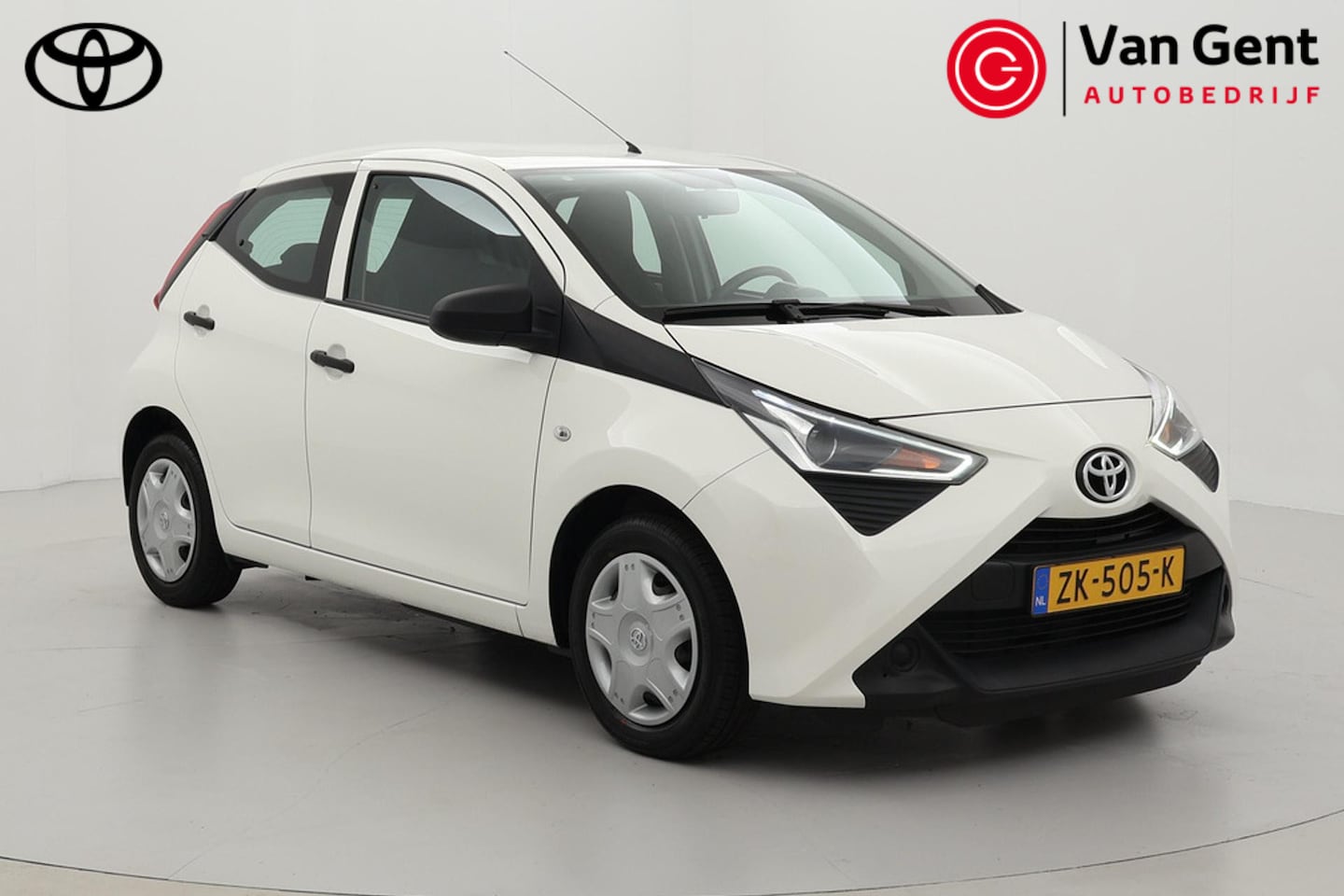 Toyota Aygo - 1.0 VVT-i x-fun | Airco | Bluetooth | Elektrische ramen voor | Multifunctioneel stuurwiel - AutoWereld.nl