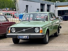 Volvo 242 - 2.0 L unieke vroege 242, handgeschakeld, 74.500km gelopen, topstaat