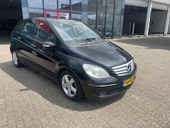Mercedes-Benz B-klasse - 200 slechts 174000 km