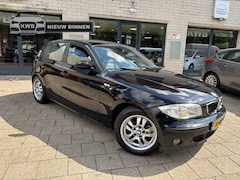 BMW 1-serie - 116i Business Line 5Drs Airco Leer