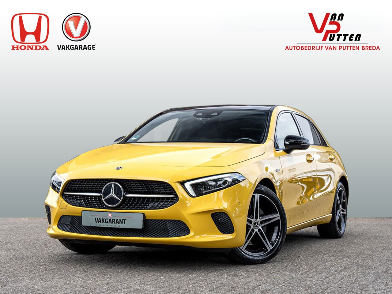 Mercedes-Benz A-klasse - A 250 e | Widescreen | Panorama dak | Cruise control | Achteruitrijcamera | Stoelverwarmin - AutoWereld.nl