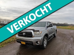 Toyota Tundra - 5.7 V8 Double Cab