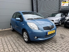 Toyota Yaris - 1.3 VVTi Luna AIRCO/NIEUWE APK