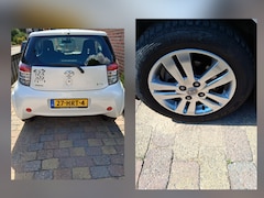 Toyota iQ - 1.0 VVTi Aspiration Pearl