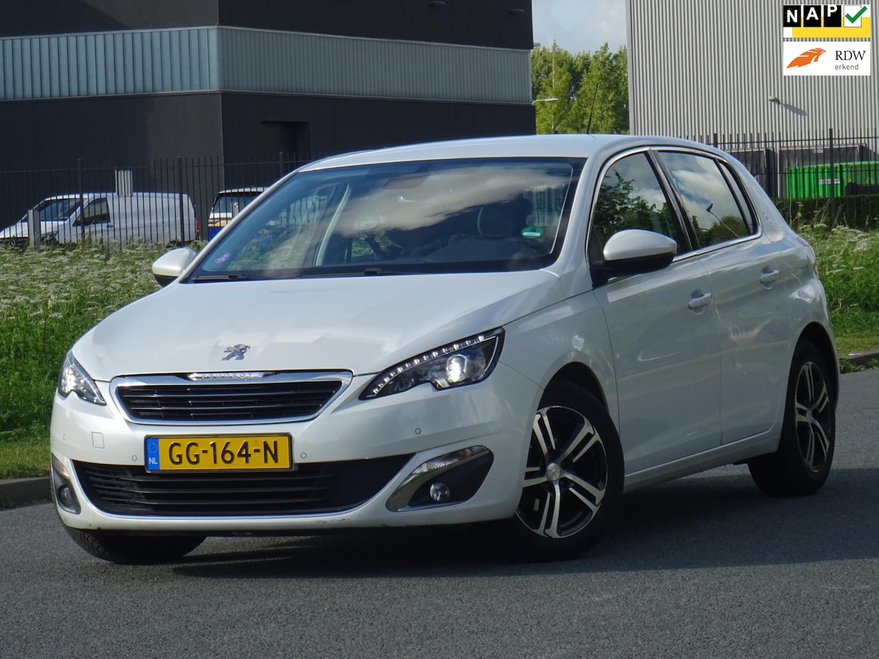 Peugeot 308 - 1.2 PureTech Allure NAP/LEER/NAVI/PDC/LED/APK - AutoWereld.nl
