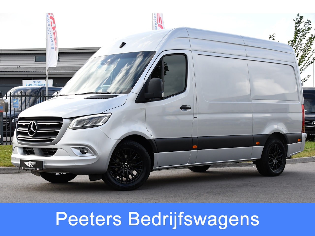 Mercedes-Benz Sprinter - 319 3.0 CDI L2H2 PB Edition Camera, Cruise, Carplay, 3500kg Trekhaak, 10,5'' Mbux, LED, St - AutoWereld.nl