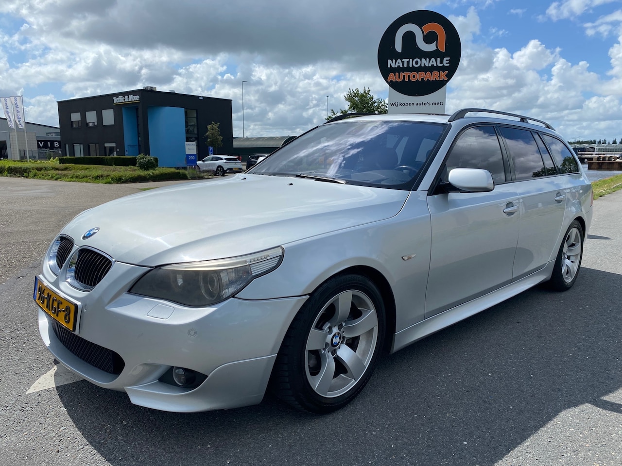 BMW 5-serie Touring - 2006 * 535d * AUTOMAAT * LMV * AIRCO * LED * PDC * VOLLEDER - AutoWereld.nl