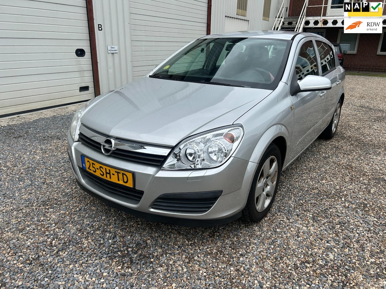 Opel Astra - 1.4 Edition 1.4 Edition 5 Drs, Airco - AutoWereld.nl