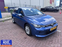 Volkswagen Golf - 1.5 TSI Oranje Edition 550KM