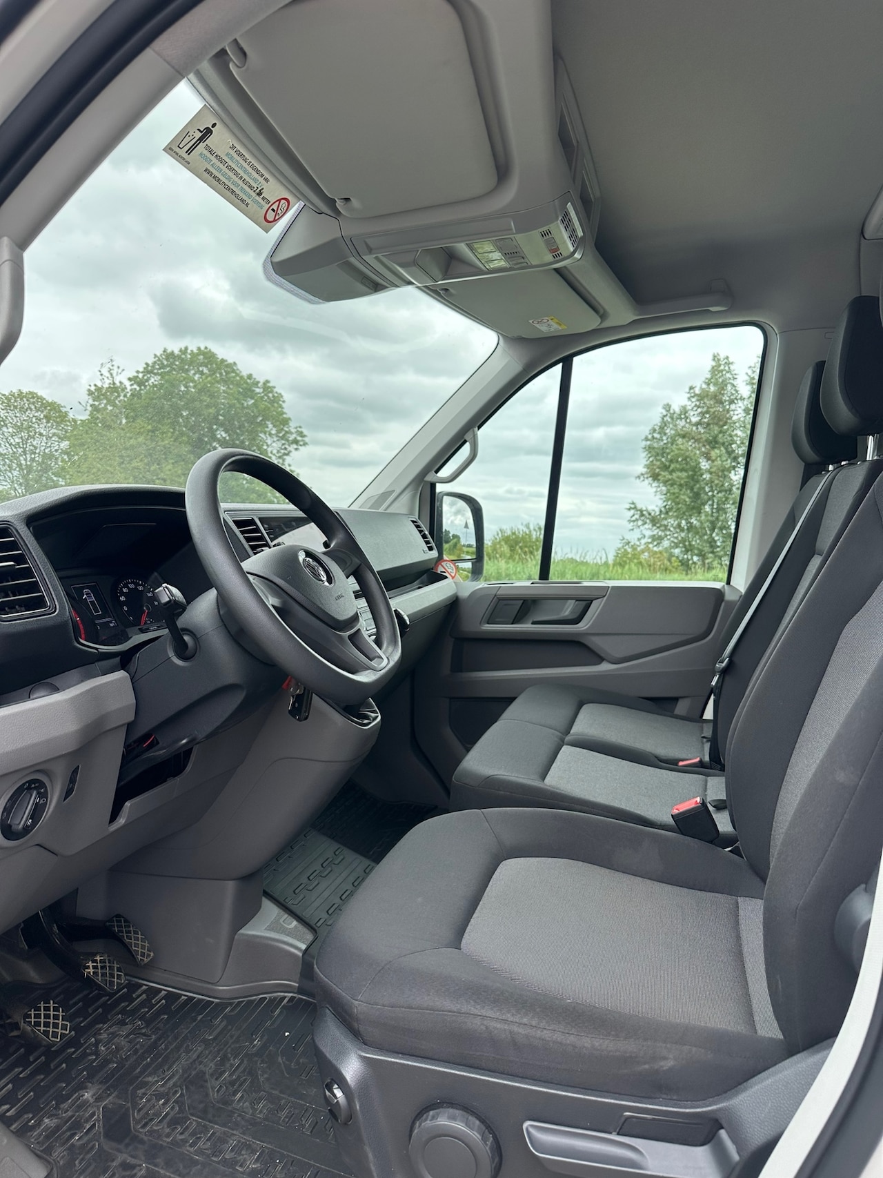 Volkswagen Crafter - Bakwagen 35 2.0 TDI Laadklep, Zijdeur, Carplay, Cruisecontrol