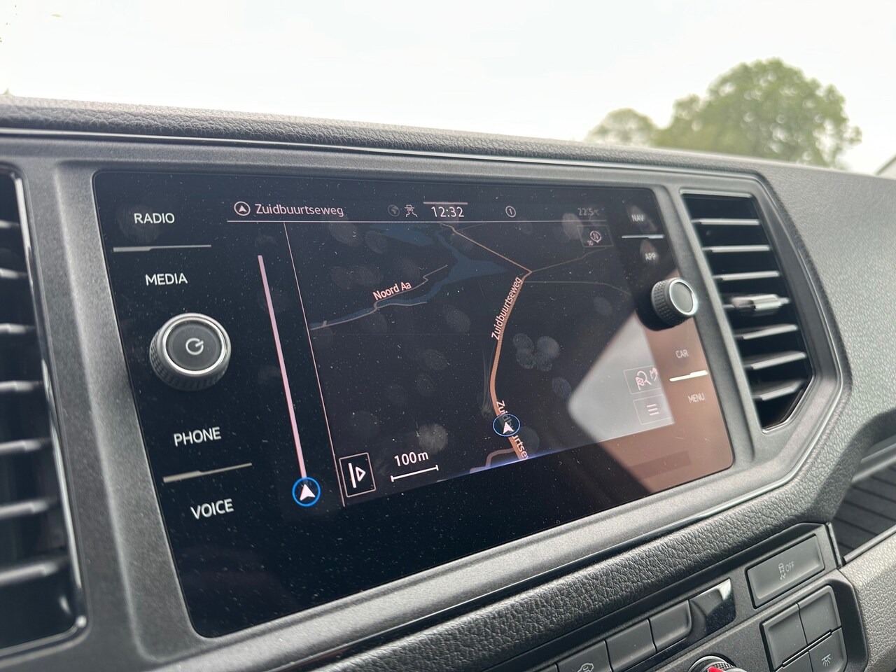 Volkswagen Crafter - Bakwagen 35 2.0 TDI Laadklep, Zijdeur, Carplay, Cruisecontrol