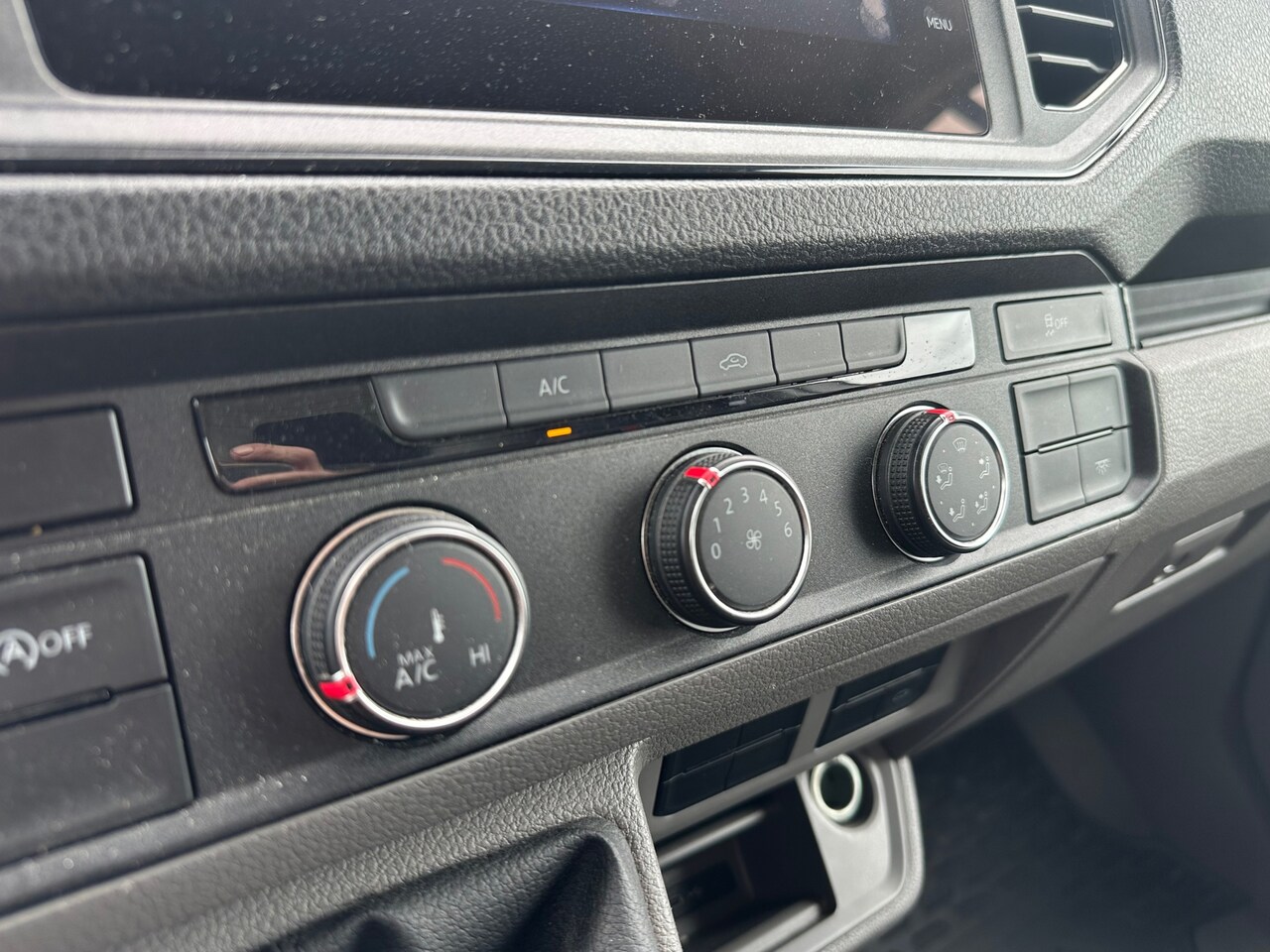 Volkswagen Crafter - Bakwagen 35 2.0 TDI Laadklep, Zijdeur, Carplay, Cruisecontrol