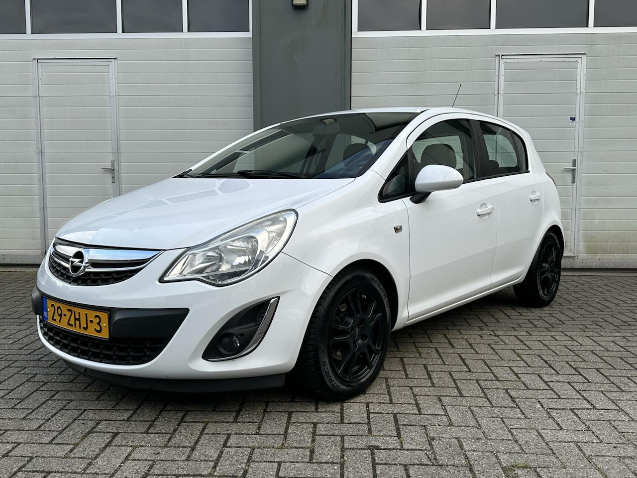 Opel Corsa - 1.3 CDTi EcoFlex S/S Anniversary Edition 1.3 CDTi EcoFlex S/S Anniversary Edition - AutoWereld.nl