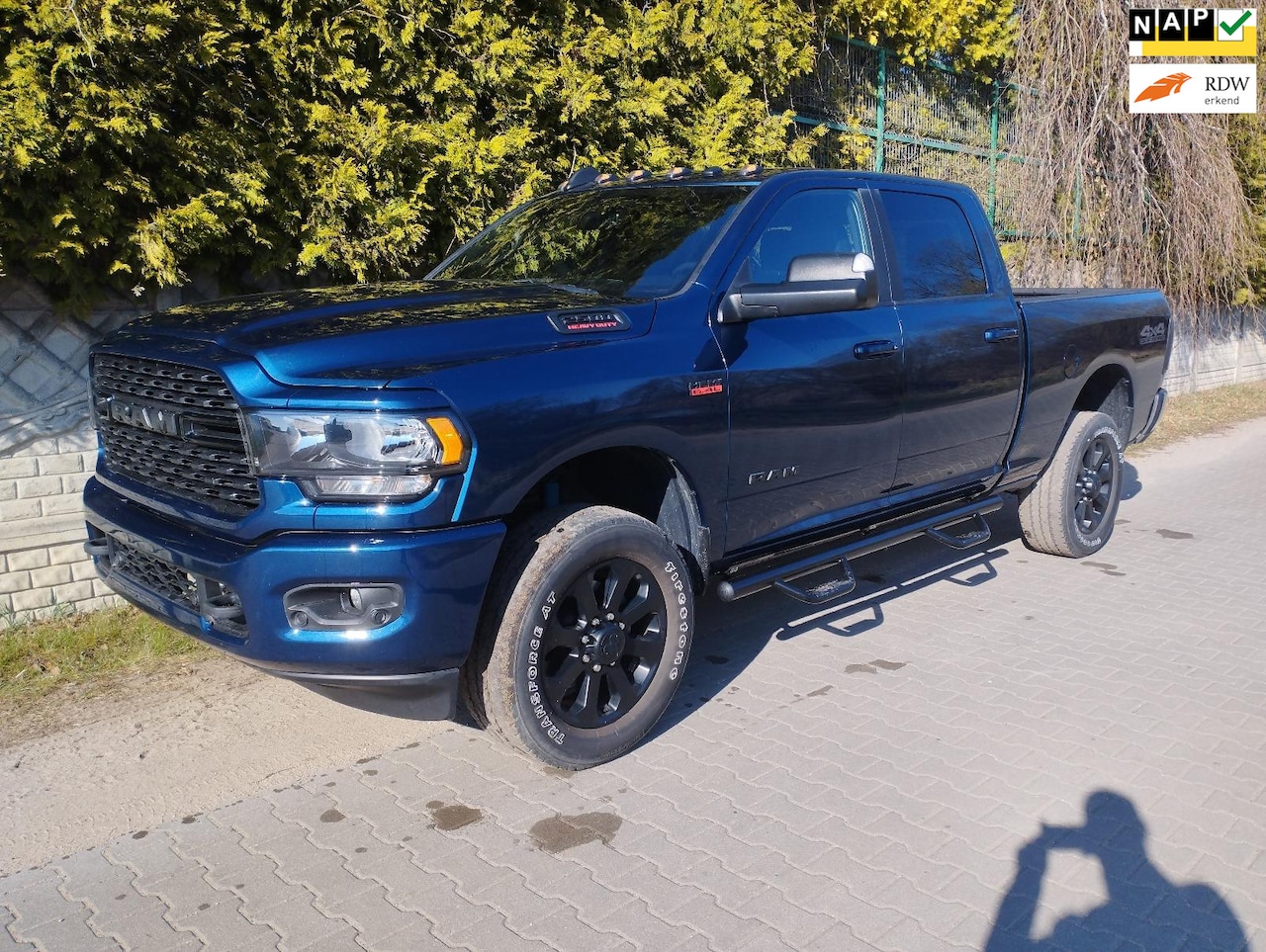 Dodge Ram 2500 - 6,4 V8 4x4 Crew Cab LPG onderbouw - AutoWereld.nl