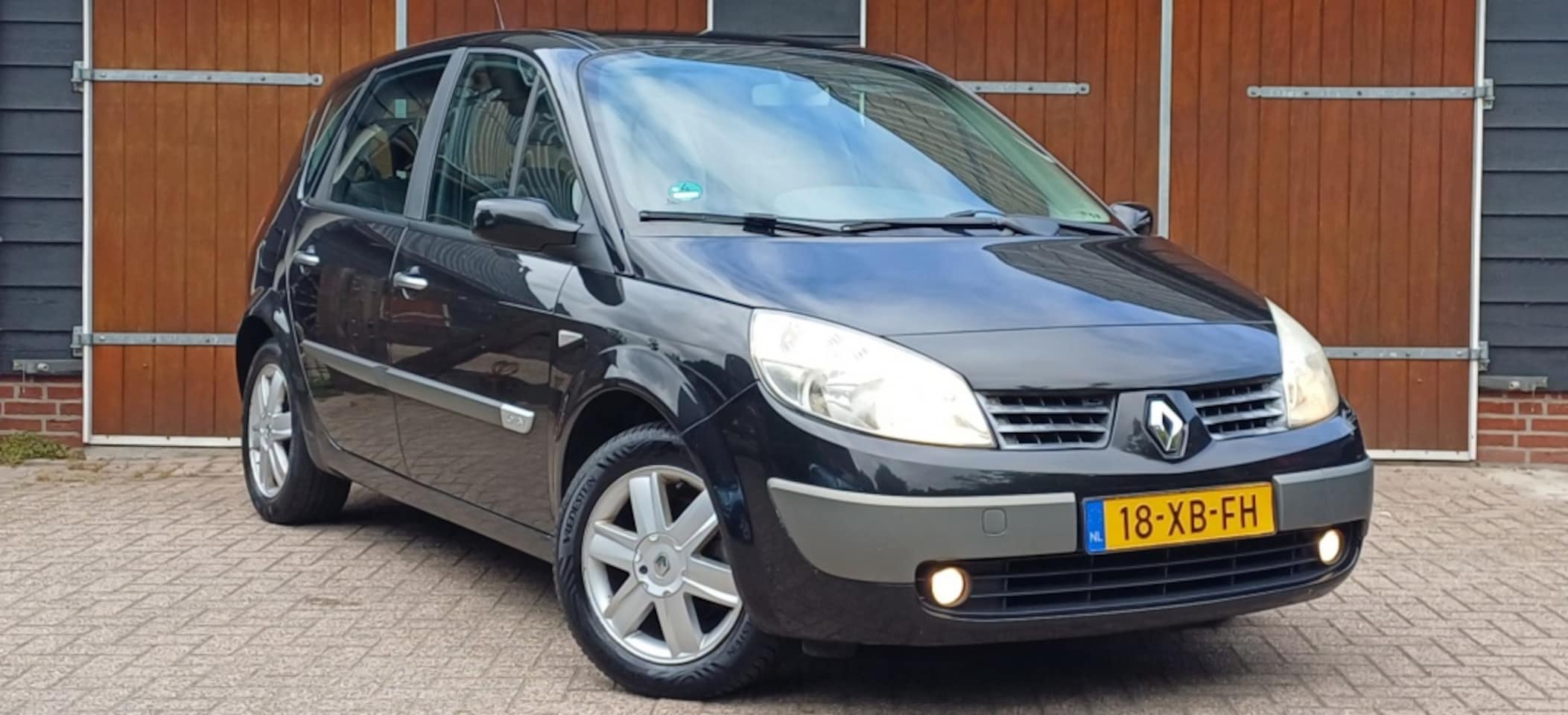 Renault Scénic - 1.6-16V Expr.Comf, Nieuwe APK, Trekhaak, NAP - AutoWereld.nl