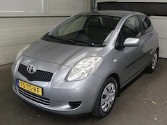 Toyota Yaris - 1.3 VVTi Sol - Airco - Mooie auto