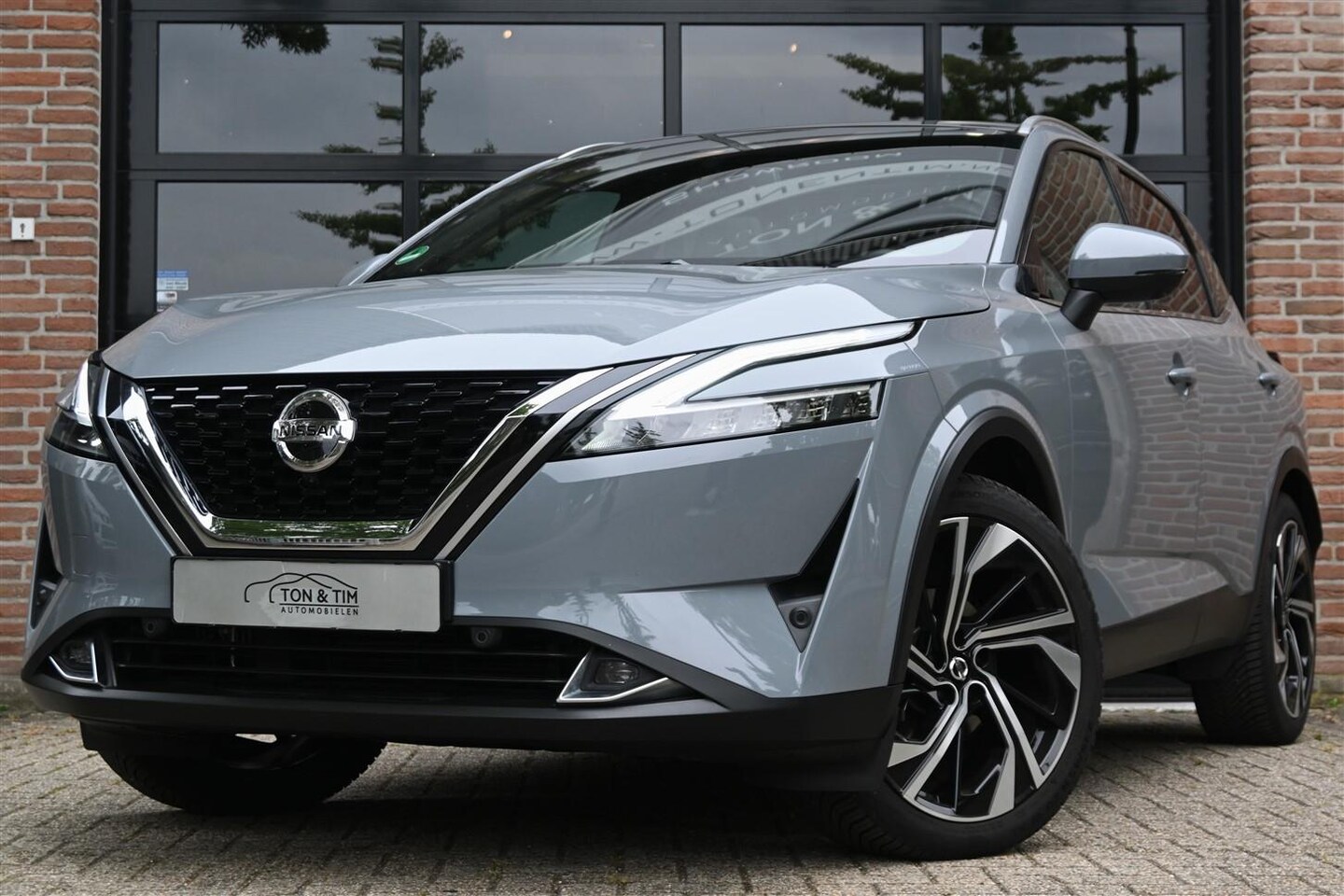 Nissan Qashqai - 1.3 MHEV Tekna+ Plus Pano Leder Trekhaak ProPilot '21 - AutoWereld.nl