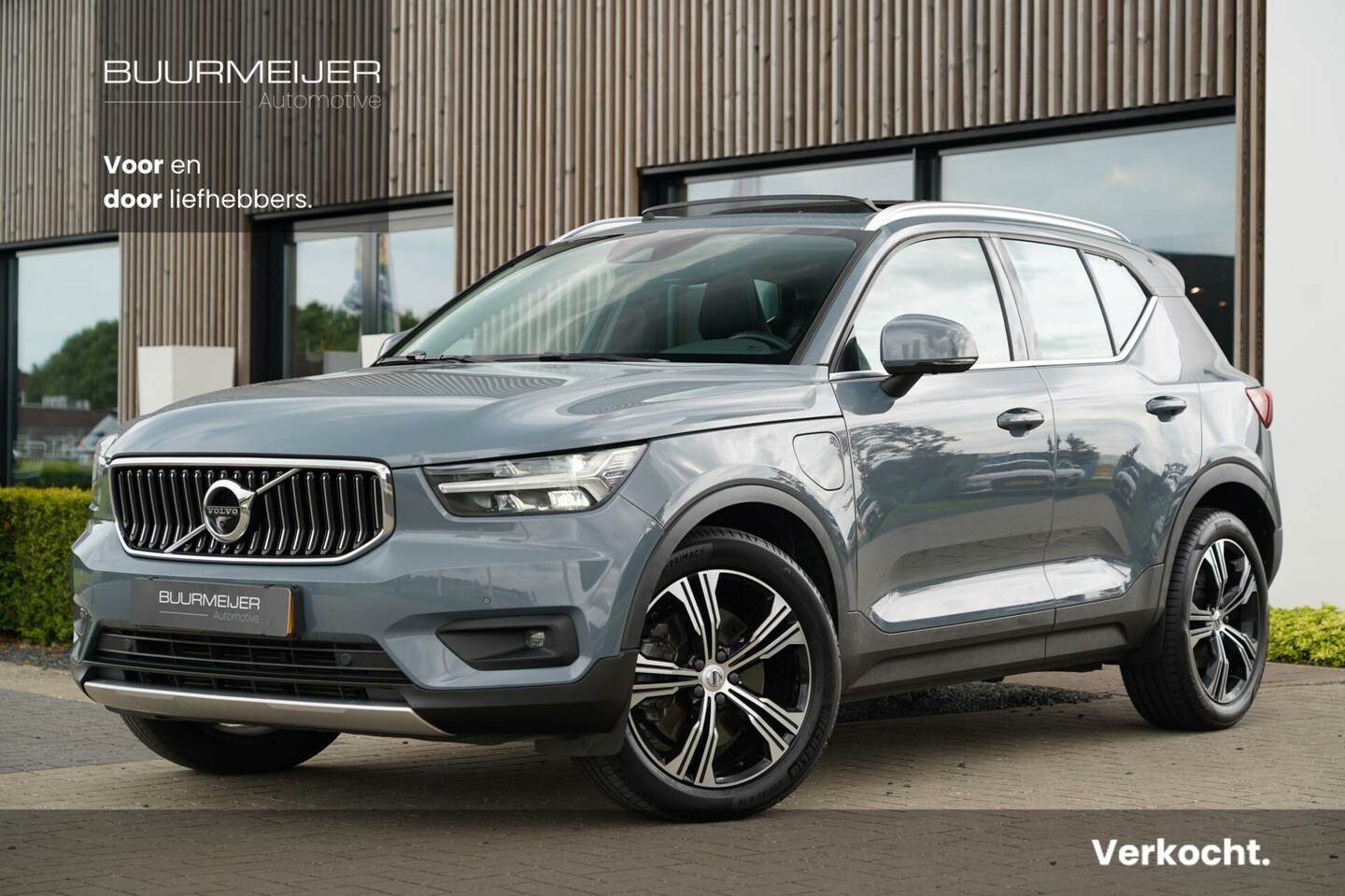 Volvo XC40 - 1.5 T5 Recharge Inscription - Dealer onderhouden - Panoramisch schuif/kanteldak - Stoel en - AutoWereld.nl