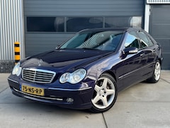 Mercedes-Benz C-klasse - 200 K. Avantgarde AUT / CRUISE / CLIMA / PDC