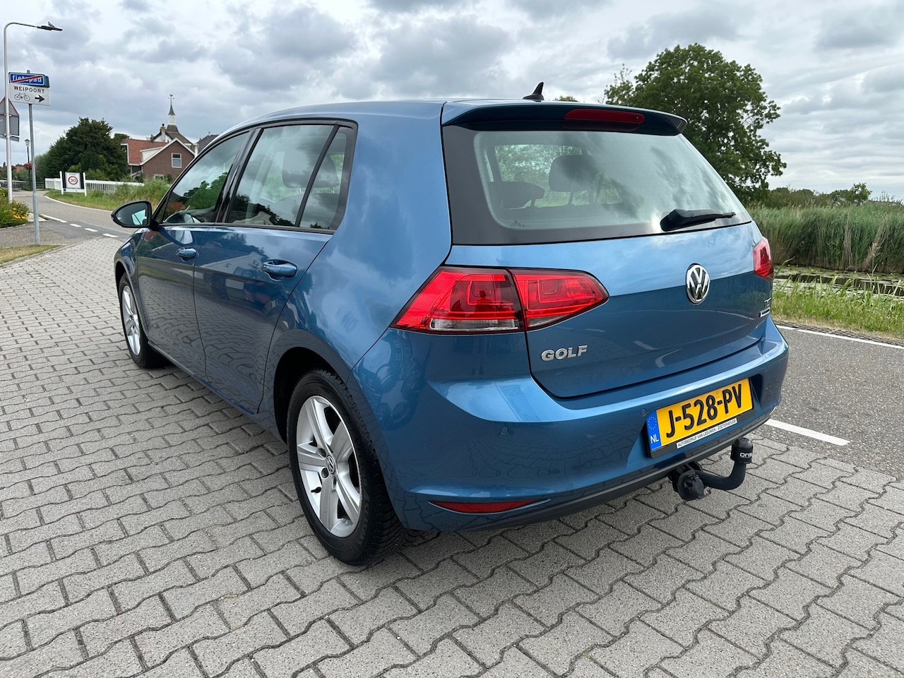 Volkswagen Golf - 1.2 TSI Navi, PDC, Bluetooth, Trekhaak