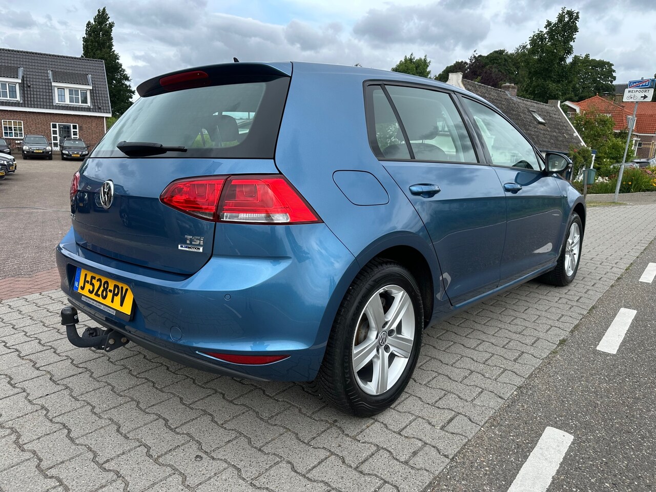 Volkswagen Golf - 1.2 TSI Navi, PDC, Bluetooth, Trekhaak