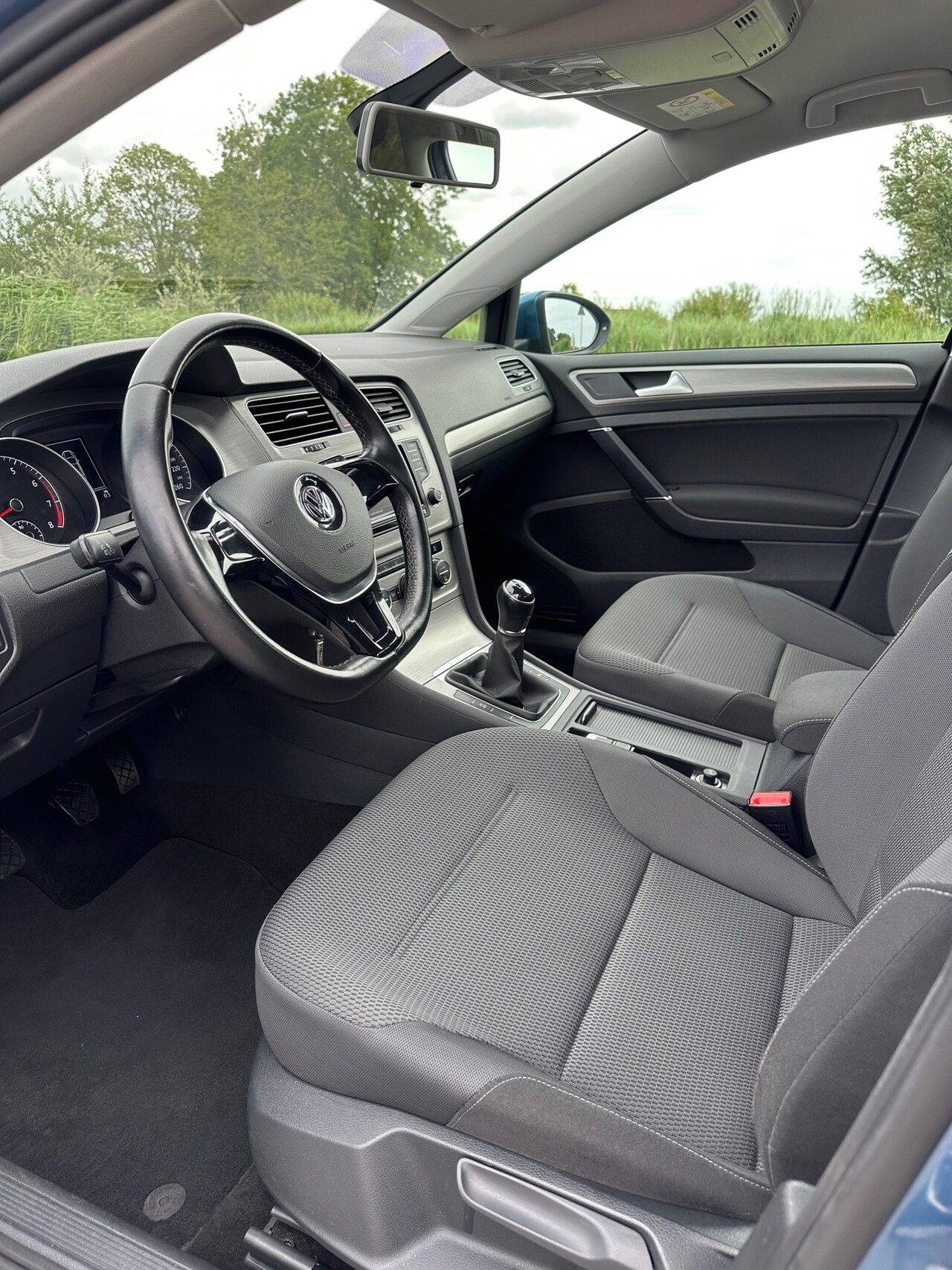 Volkswagen Golf - 1.2 TSI Navi, PDC, Bluetooth, Trekhaak
